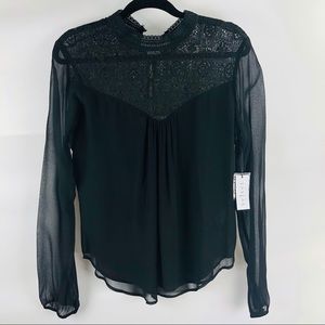 Velvet by Graham and Spencer blouse black